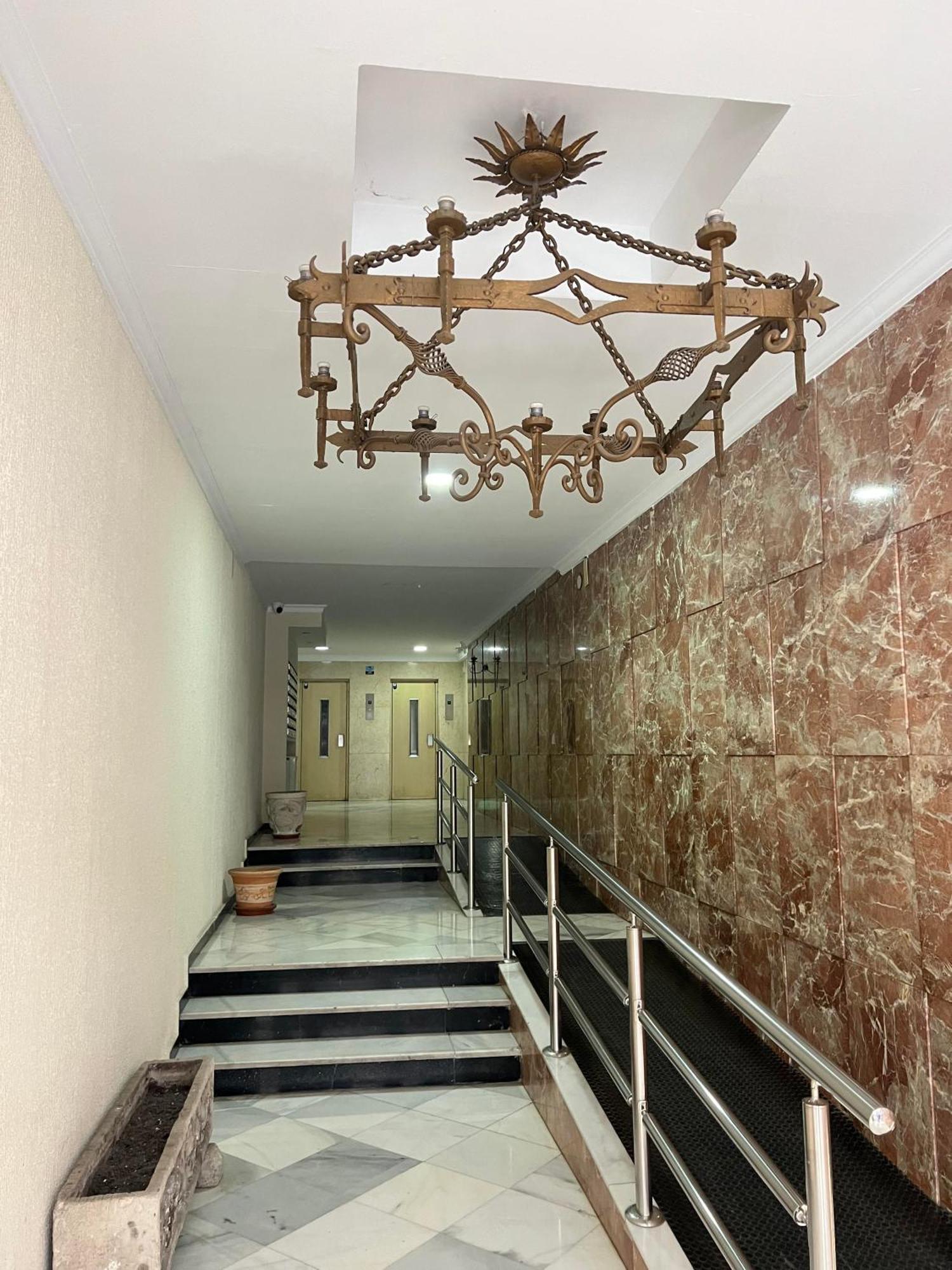 Gran Apartamento Con Parking Gratis Centro De マラガ エクステリア 写真